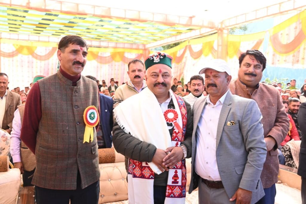 hp education minister honors young achievers4