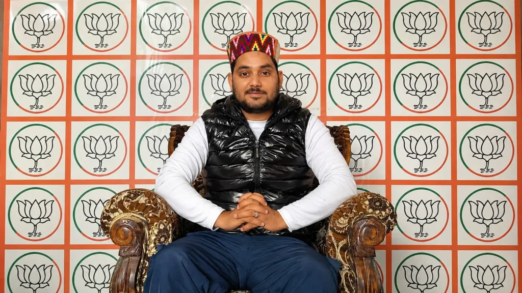 असीम ठाकुर
